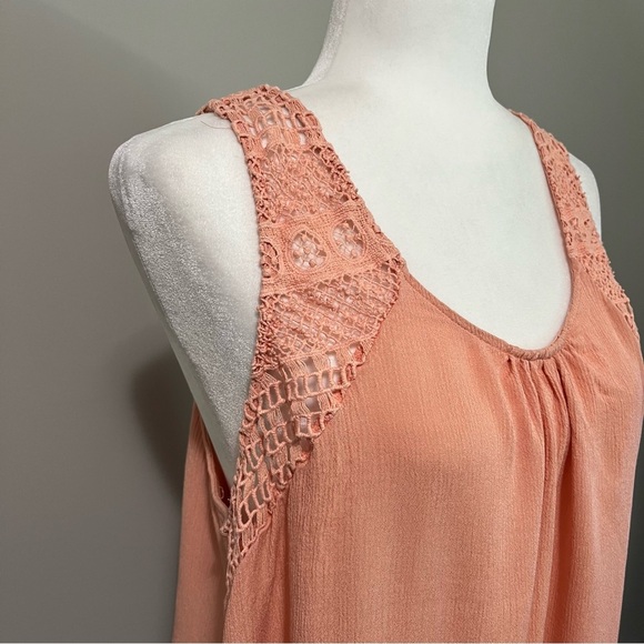 Love & Legend Crochet Cotton Peach Sleeveless Top - Picture 4 of 10
